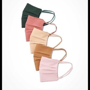 AEO pleated face mask 5 pack